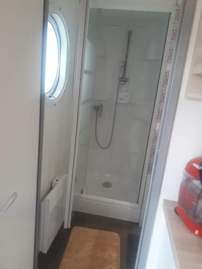 Anne Marie Vous Accueilles Dans Son Logement Familiale Pour 6 Personnes 3 Chambres Confortable Proche D Europa Park A Boofzheim Dans Camping 3 Etoiles Eksteriør bilde