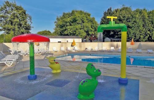 Anne Marie Vous Accueilles Dans Son Logement Familiale Pour 6 Personnes 3 Chambres Confortable Proche D Europa Park A Boofzheim Dans Camping 3 Etoiles Eksteriør bilde
