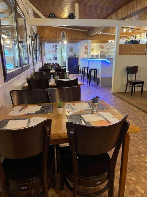 Anne Marie Vous Accueilles Dans Son Logement Familiale Pour 6 Personnes 3 Chambres Confortable Proche D Europa Park A Boofzheim Dans Camping 3 Etoiles Eksteriør bilde